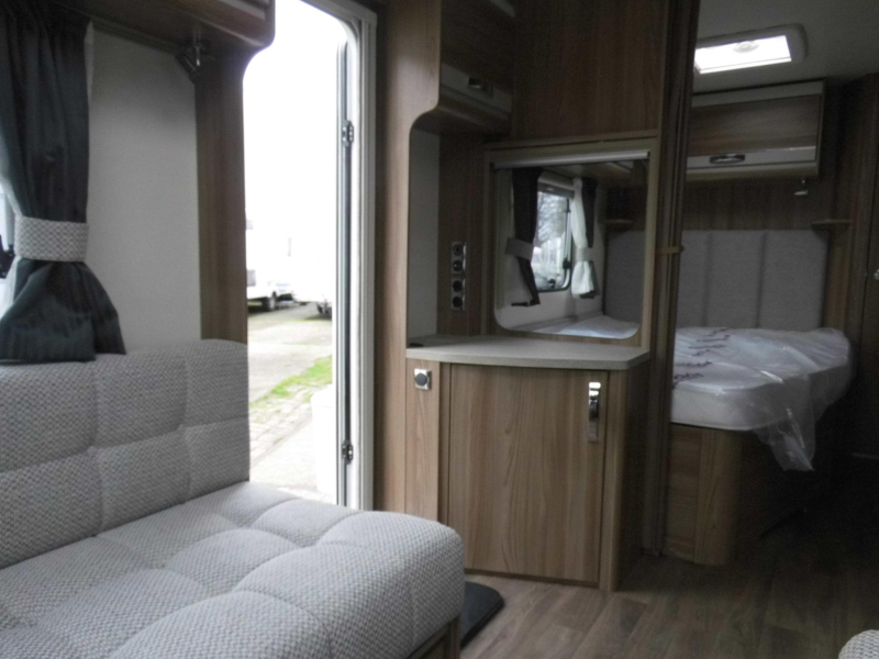 Sprite Cruzer 495 SR Nieuw, overjarig!!  foto: 9