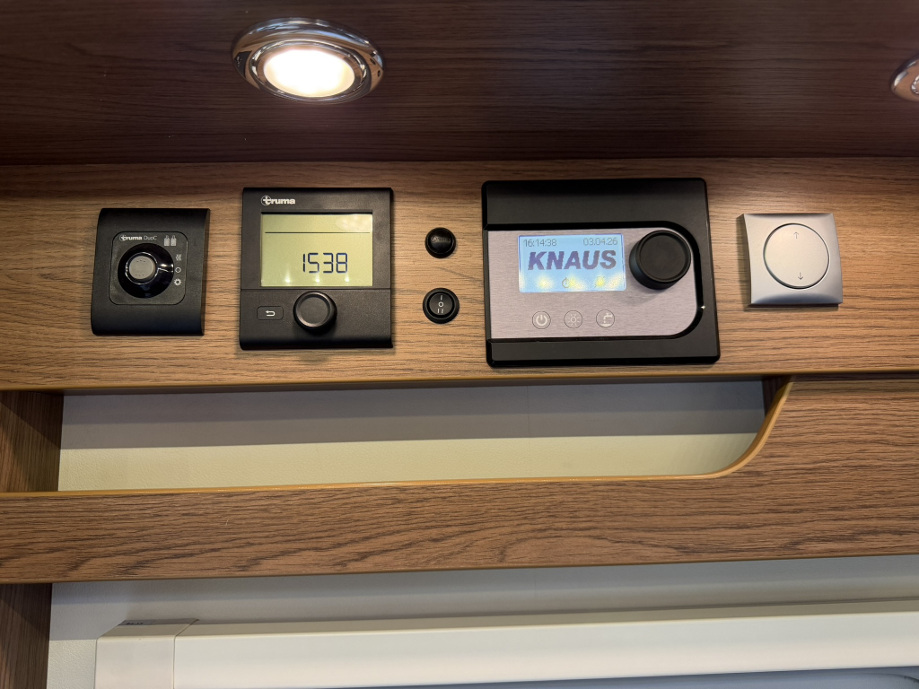 KNAUS Sky i Plus 700 LX foto: 18