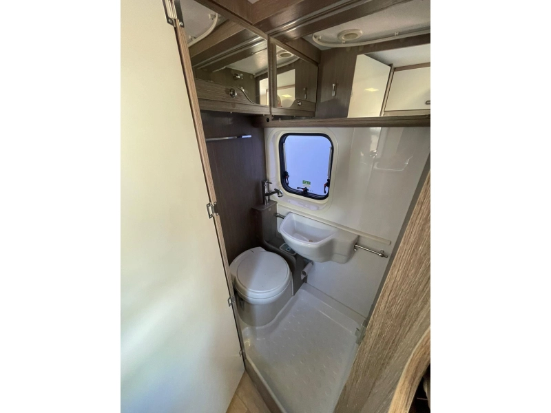 Chausson Twist 697 V Enkele Bedden Airco 2019  foto: 12
