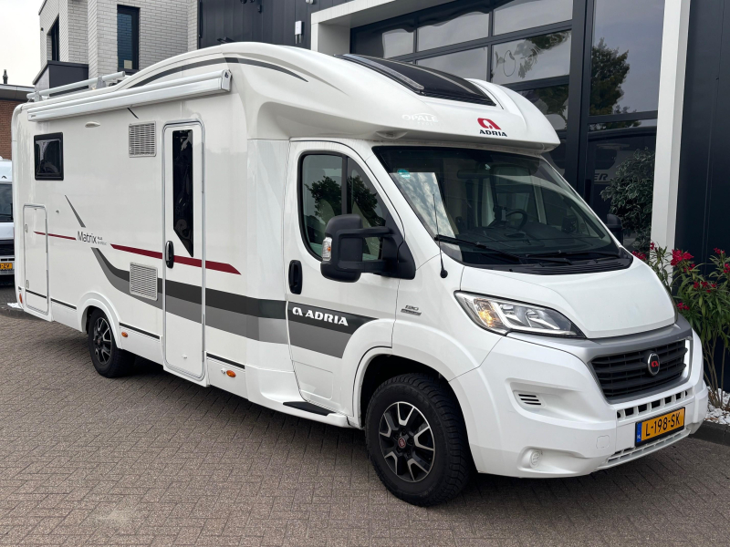 Adria Matrix M 670 SBC vol opties, queensbed  foto: 23