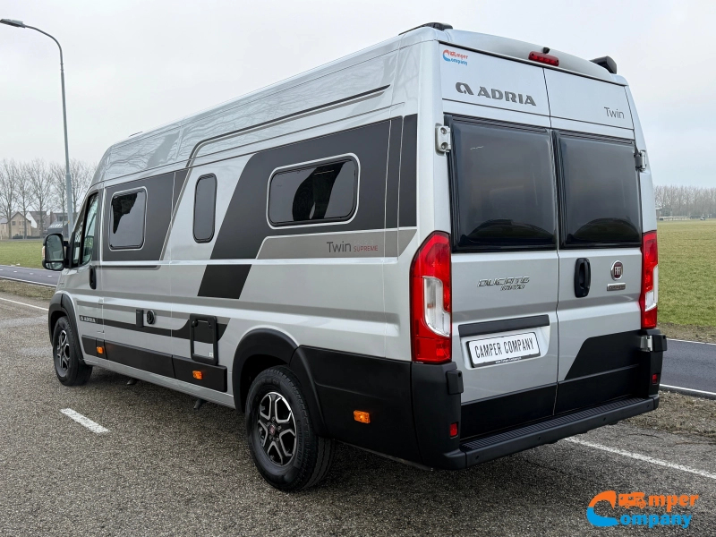 Adria Twin Supreme 640 SLB Lengte bedden  foto: 3