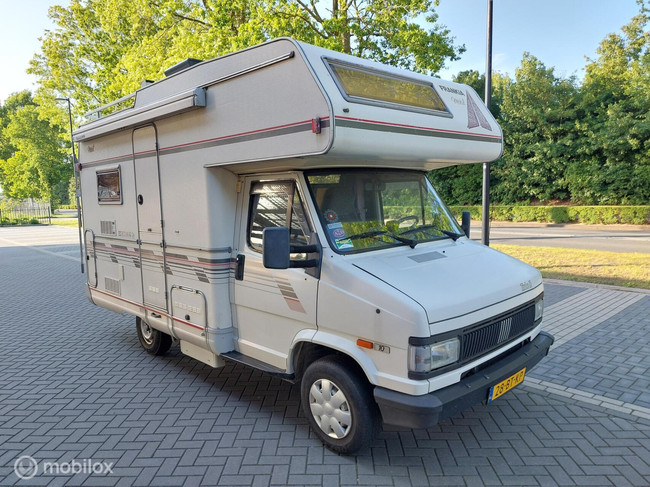 Fiat Ducato 1.9TD Frankia Mobil A520 Autocaravana compacta foto: 5