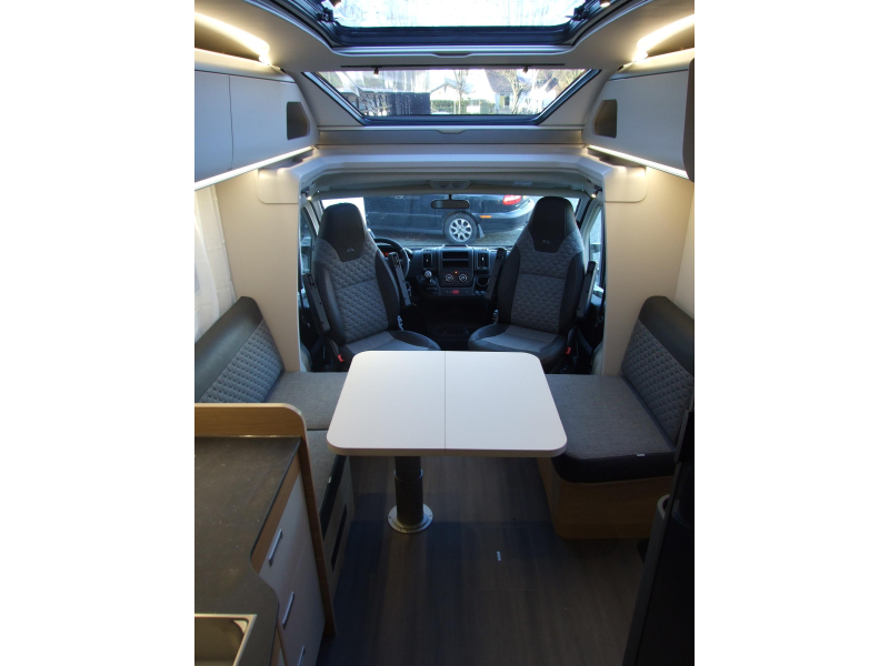 Adria Coral Axess 650 DL Unique Promotional Price! photo: 9
