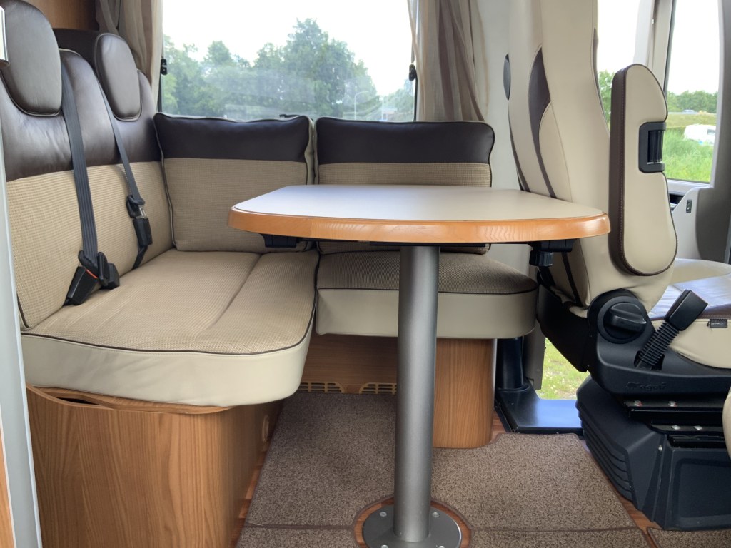 Hymer B 514 SL Star-Edition, AUTOMAAT, Integraal, Motor-airco, Luchtvering, Alko-Max-chassis, Dwarsbed & hefbed Marum Camper centrum on the road  foto: 7