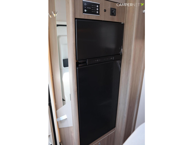 Carado I447 140hp Automatic | Single beds 215cm! | Drop-down bed | Pro + package | Fiat 10'' multimedia system | Oven | Reversing camera | N photo: 14