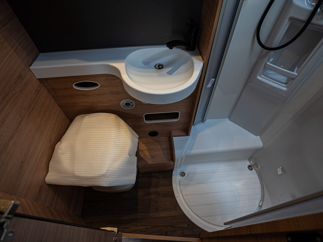 Knaus Live Wave 650 MG Platinum Sele Foto: 14
