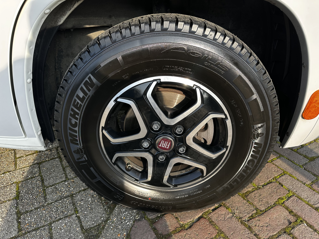 Carthago Tourer C1 T148 foto: 17