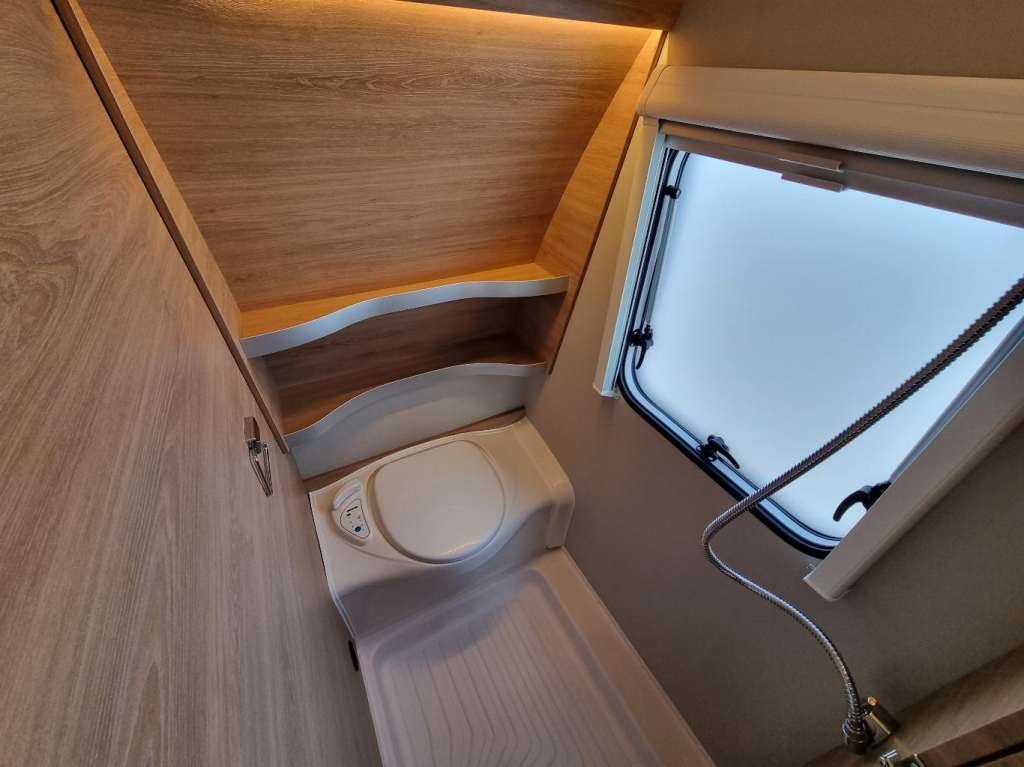 Knaus Sudwind 450 FU 60 Years edition foto: 18