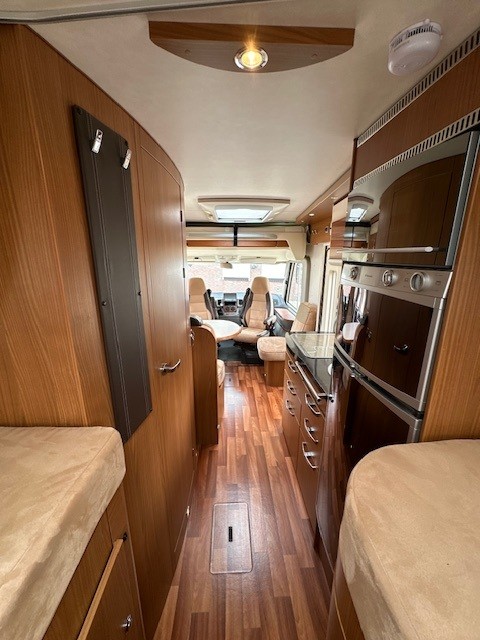 Hymer Mobil B 674 SL, Automaat foto: 11
