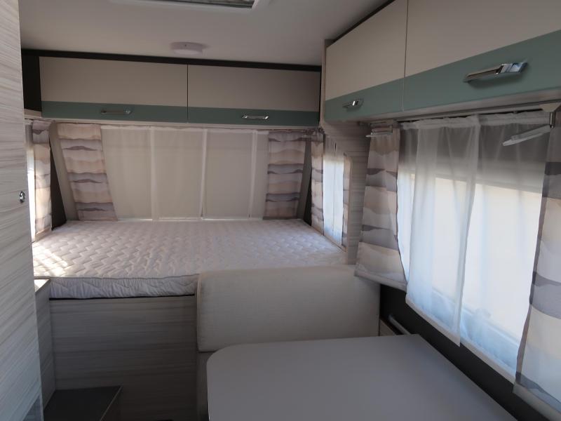 Dethleffs C'Joy 420 QSH MET VENTURA VOORTENT  foto: 13