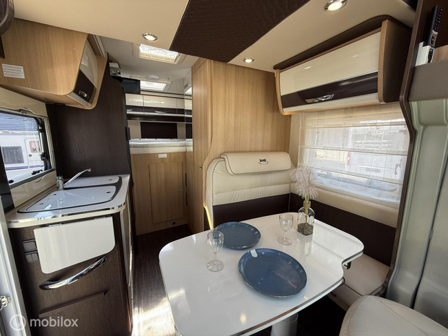 Mc Louis MC4 231 Dwarsbed + Hefbed / Euro6! foto: 7