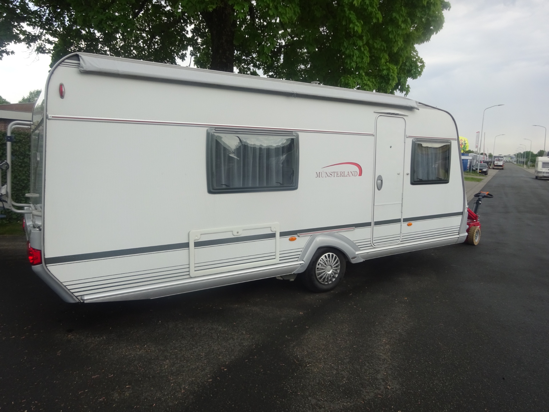 Lmc Munsterland 520 HTE Enkele Bedden+Mover+Luifel foto: 5