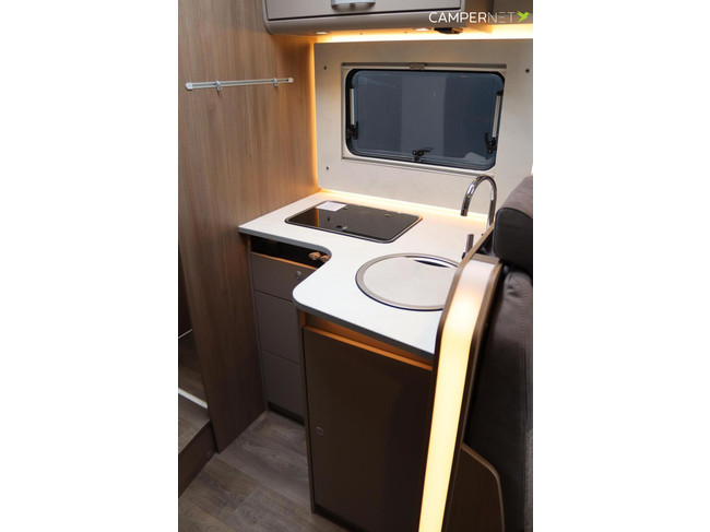 Carado T447 140 PS Automatik | Pro+ Paket | Hubbett | L&auml;ngsbetten | Separate Dusche | Markise | Neu ab Lager lieferbar | Foto: 11