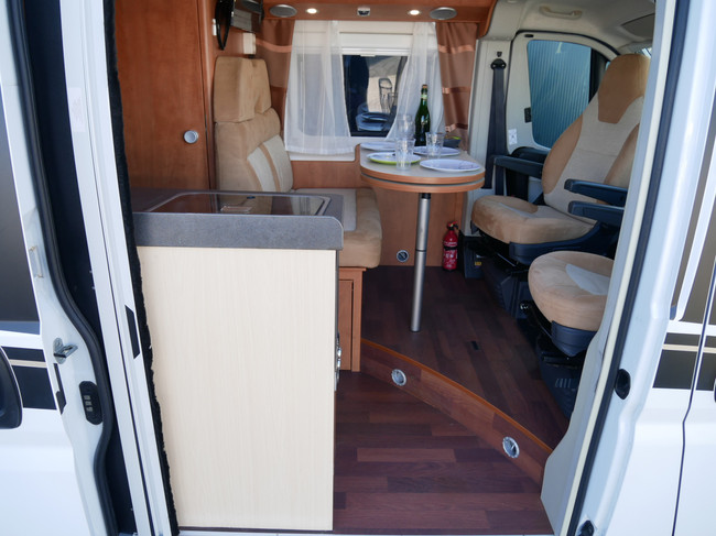 Carthago Malibu Van 600 DB, 6 Meter Buscamper, Busbiker!! foto: 7