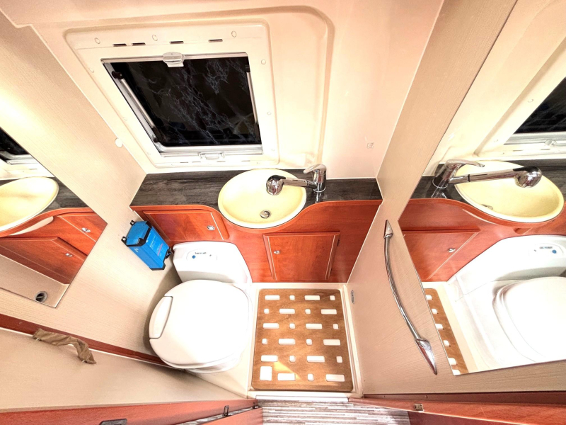 Karmann Dexter 600 Dwarsbed/2014/Euro5/Airco  foto: 10