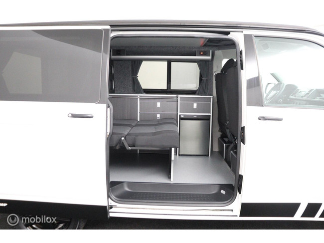 Volkswagen Transporter Buscamper 2.0 TDi 84Pk Euro-6 New California-look conversion | 4-seats / 4-berths | Pop-top roof | NEW CONDITION photo: 15