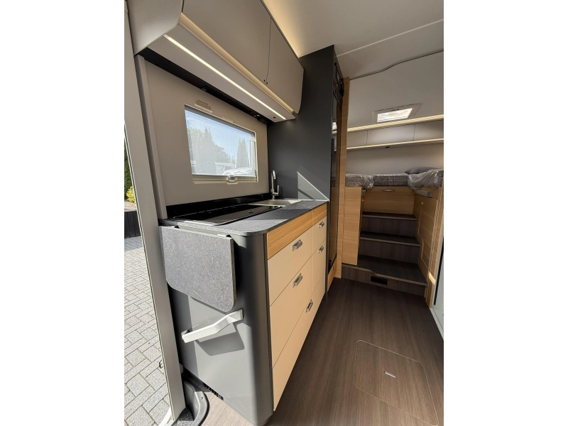 Adria Coral Axess 600 SL 7 meter lengtebedden  foto: 14