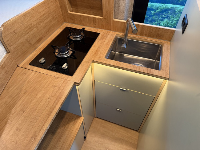 Mercedes-Benz SPRINTER 4x4 / Free Storage photo: 8