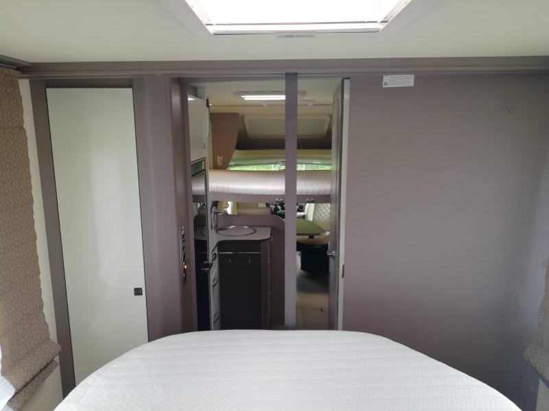 Bürstner Lyseo Privilege 745 met twee luxe hefbed  foto: 17