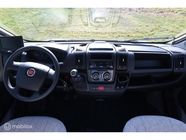 Adria MATRIX M 670SC foto: 15