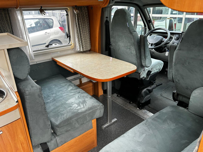 Hymer 2.5DCI 120PK TR655GT Automaat,Topindeling,Vastbed,Airco Elekpakket,Navi,Achteruitrijcamera foto: 10