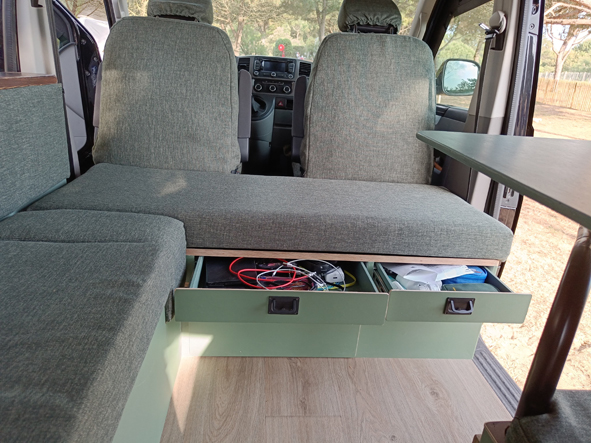 Volkswagen Transporter foto: 13