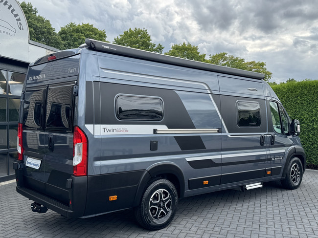 Adria Twin Supreme 640 SGX 140 PS AUTOMATIK 9-Gang Euro6 Fiat Ducato 8 Maxi **L&auml;ngsbetten h&ouml;henverstellbar/4 Sitzpl&auml;tze/Dachklima Foto: 5