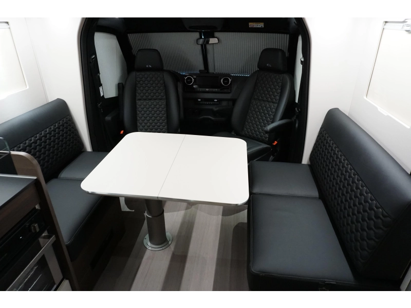 Adria Coral MB Supreme 670 DL  foto: 12