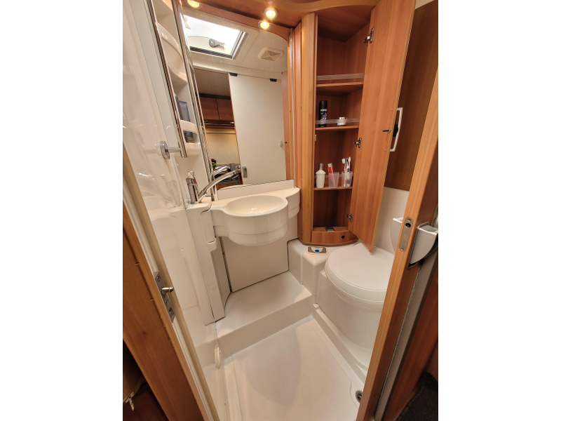 Hymer Van 562 Silverline foto: 21
