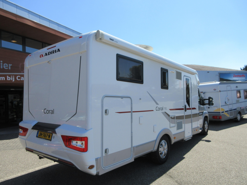 Adria Coral Plus S 670 SL 150hp AUTOMATIC MAXI LEVEL photo: 19