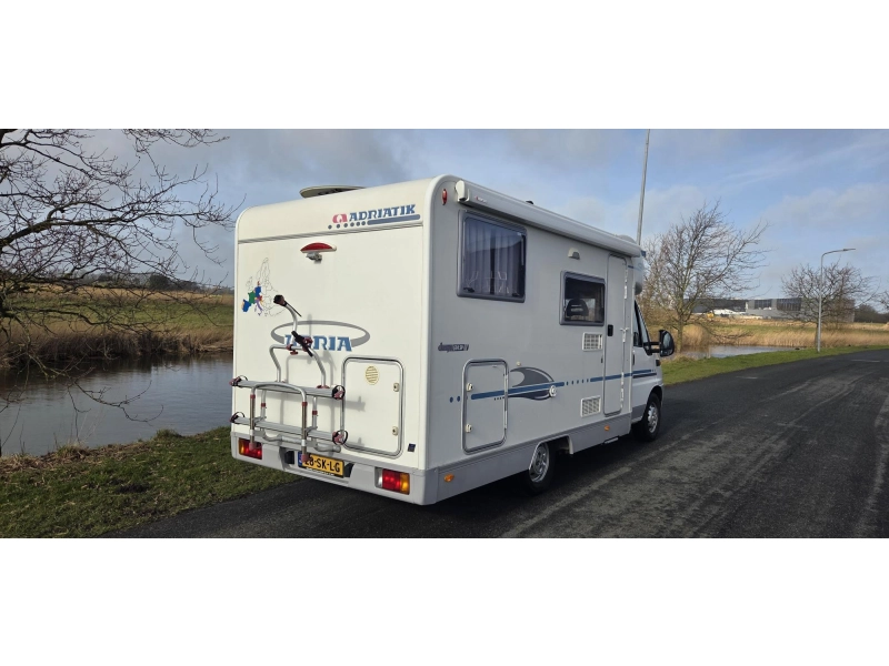 Adria Adriatik 574 sp compact  foto: 1
