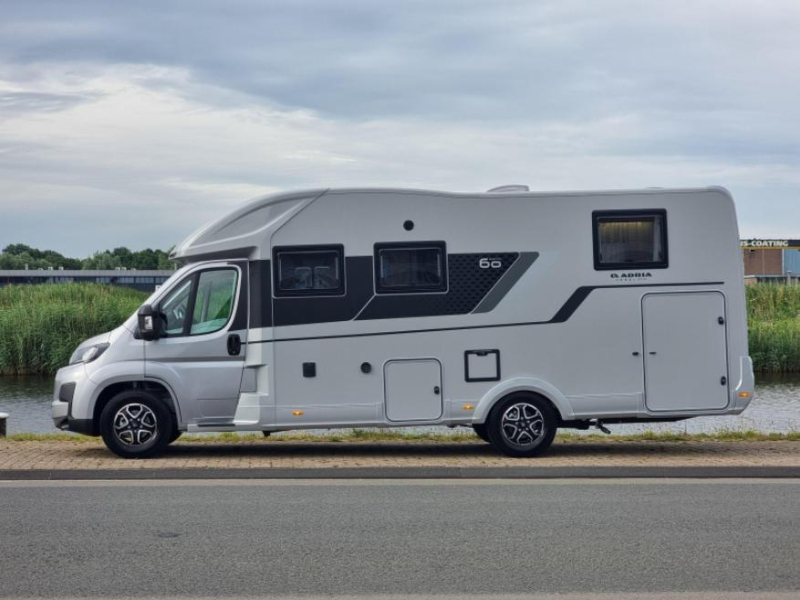 Adria Coral 670 DL 60 Years Edition photo: 6