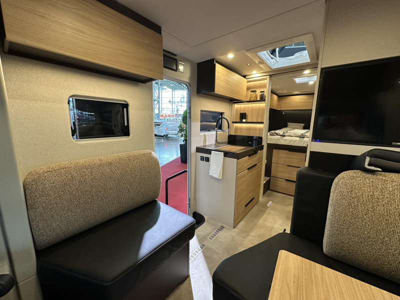 Bürstner Signature Primeur:Signature SFT 7.4  foto: 8