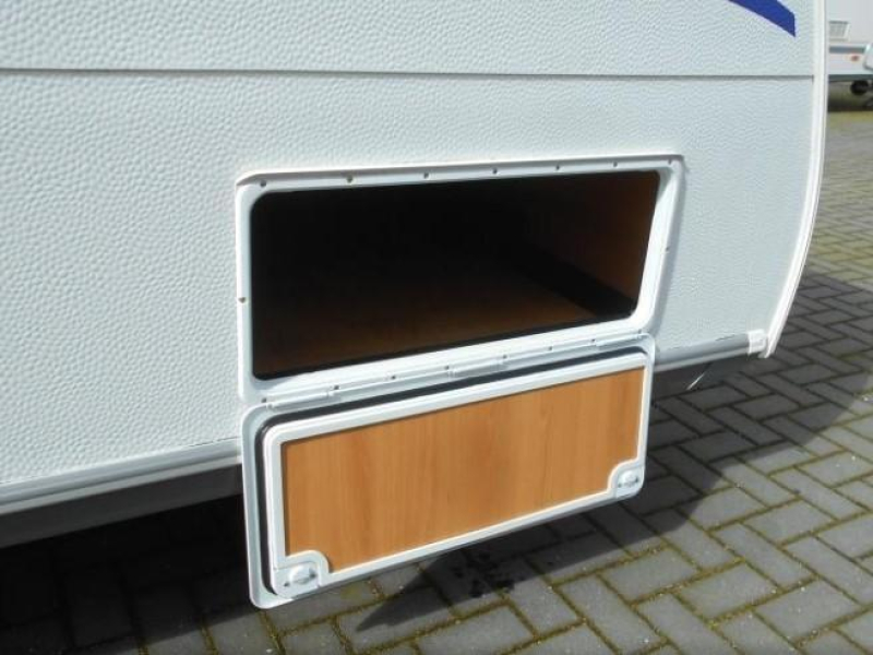 Caravelair Antares 465 Querbett / Markise. Foto: 6