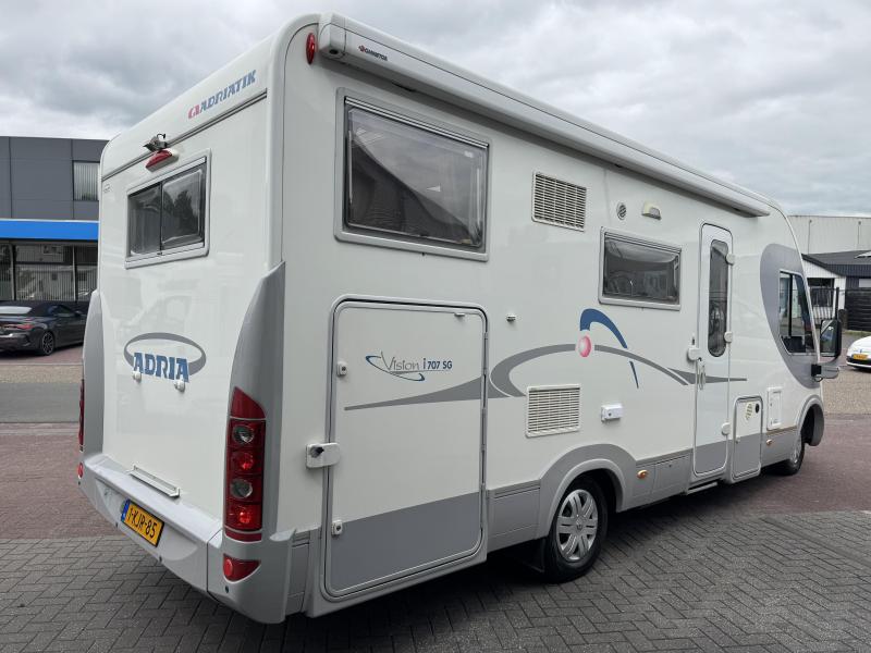 Adriatik Vision 707 SG Dwarsbed- Hefbed- Airco  foto: 2