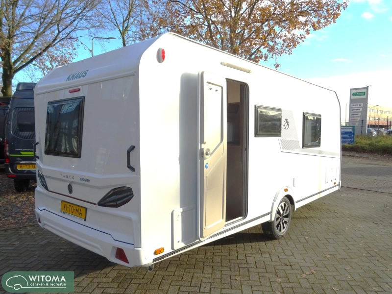 Knaus Yaseo 500 DK € 6.610 Korting  foto: 21