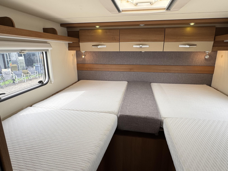 Knaus Vansation Van TI 600 meg - lits jumeaux photo : 12
