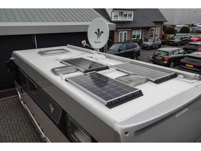 NIESMANN BISCHOFF Arto 79 E 180Pk Automatic | Air suspension | Level system | Top cabinets photo: 22
