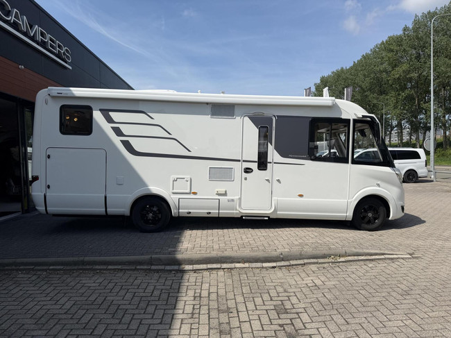 Hymer BML-I 780 MasterLine Bovenkasten Level 2X Airco Lithium foto: 8