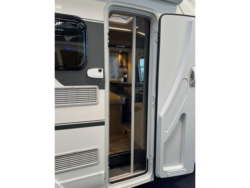 Adria Compact Axess SL Lengtebedden, TV, compact  foto: 8