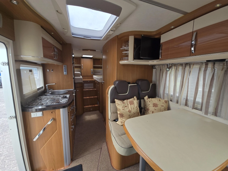 Hymer T 674 SL Star Edition 2010  foto: 11