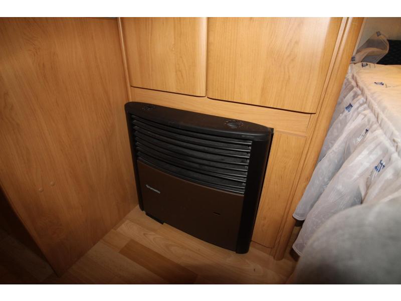 Hobby Excellent Easy 400 SF Voortent, Etuiluifel  foto: 17