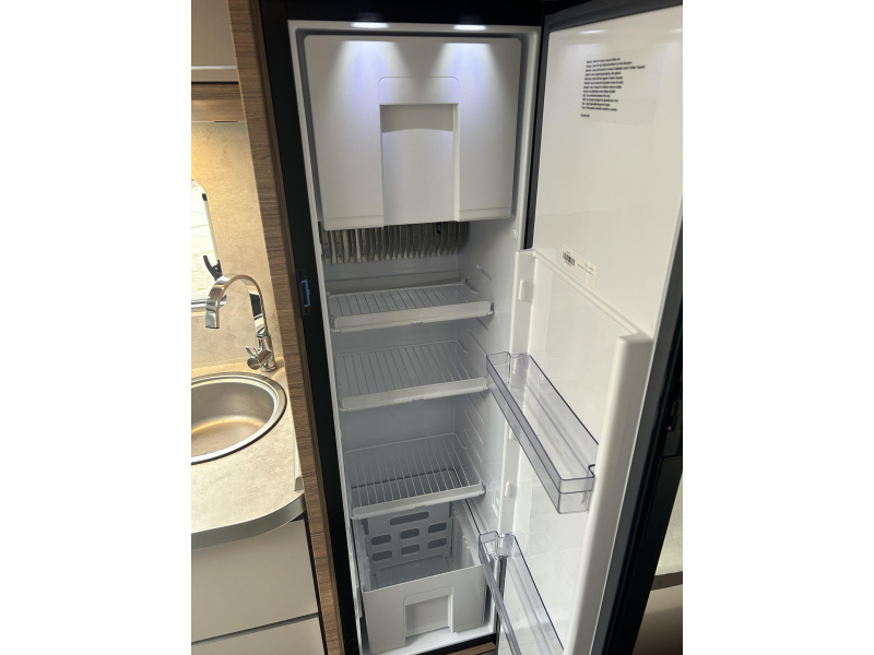 Knaus L!ve Ti 650 MEG Laagbed + trekhaak  foto: 16