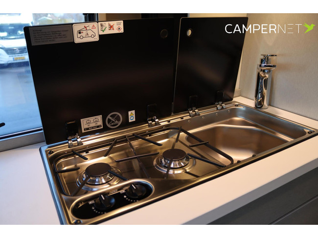 Hymer Free 600 Campus 140hp Automatic | Pop-top roof | Diesel Heating | Awning | Bike rack | Outdoor gas connection | photo: 10