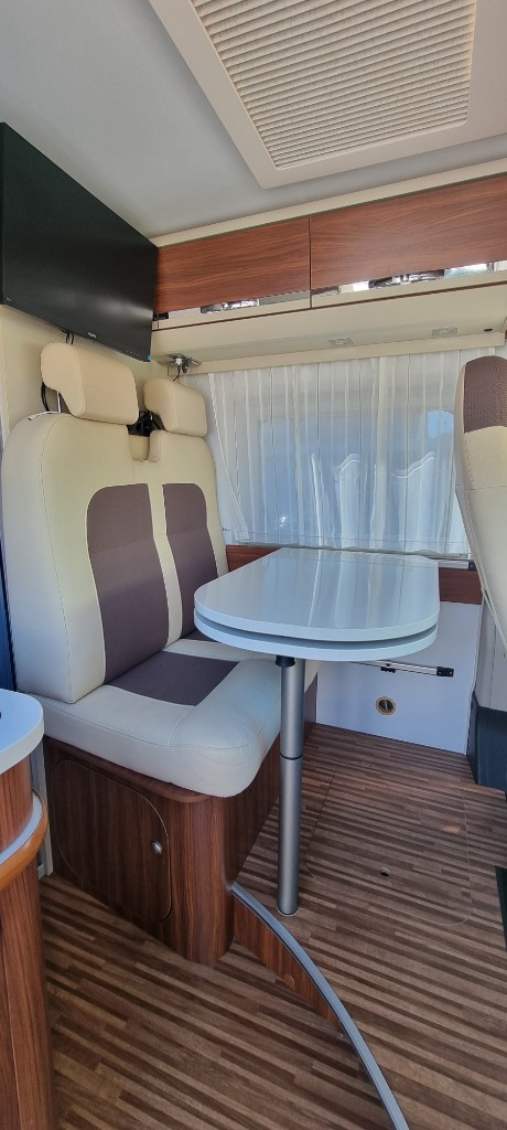 ADRIA TWIN 640 SLX foto: 6