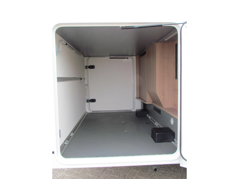 Malibu I 441 LE L/H-bed, Automaat  foto: 8