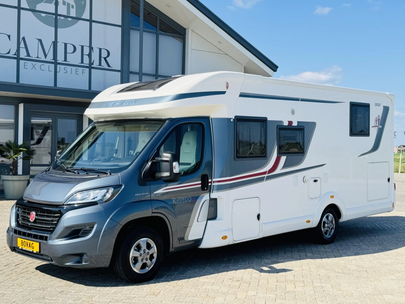 Rapido 696 F Premium Edition &iexcl;SOLO 8.000 KM! foto: 7