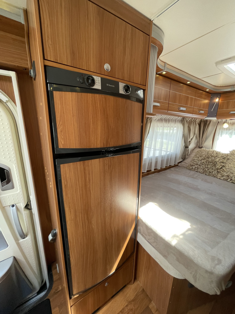 Dethleffs Advantage T6571 FRANSBED ZONNEPANEEL  foto: 7