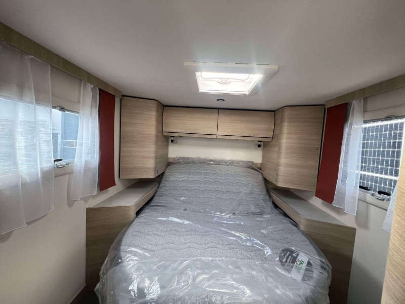 Rapido C50 L=6,59m + Cama Queen foto: 12