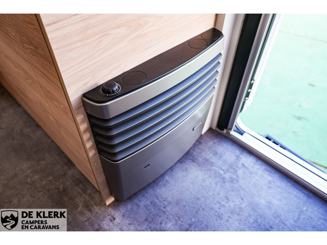 Dethleffs CAMPER 460 EL Christmas Special foto: 23